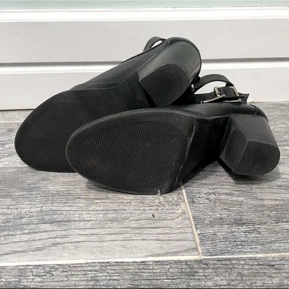 Steve Madden Booties - Picture 3 of 3